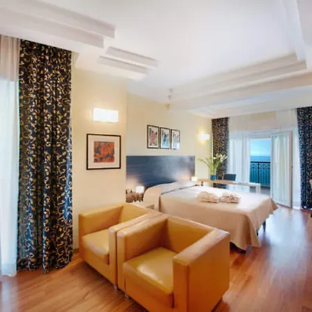Grand Hotel
