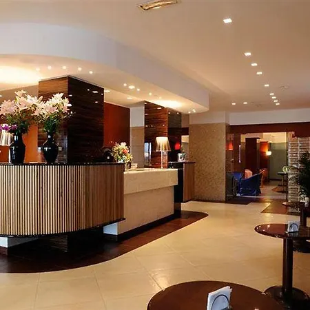 Grand Hotell