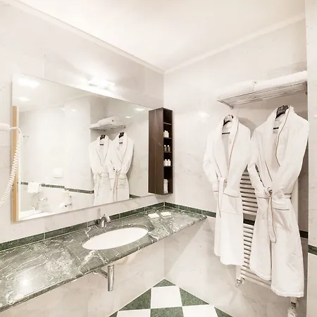 Grand 4* Алассіо