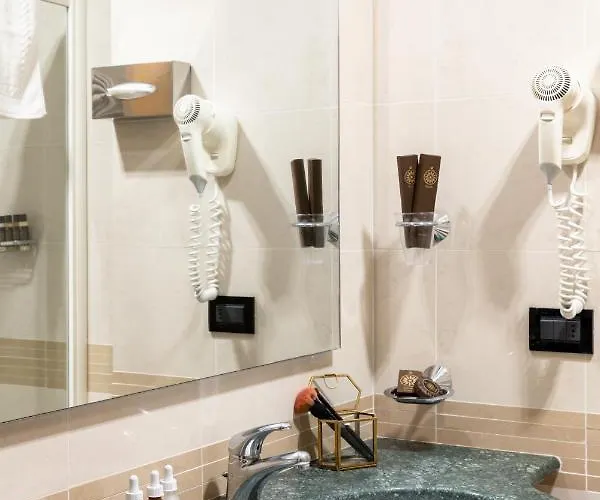 Ξενοδοχείο Grand