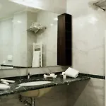 فندق Grand 4*