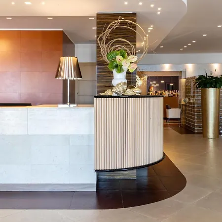 斯皮亚贾格大酒店 酒店 阿拉西奥