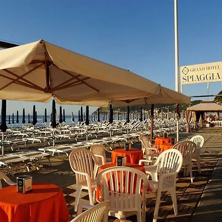 斯皮亚贾格大酒店 4* 阿拉西奥