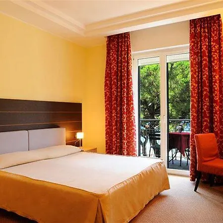 Grand 4* Alassio